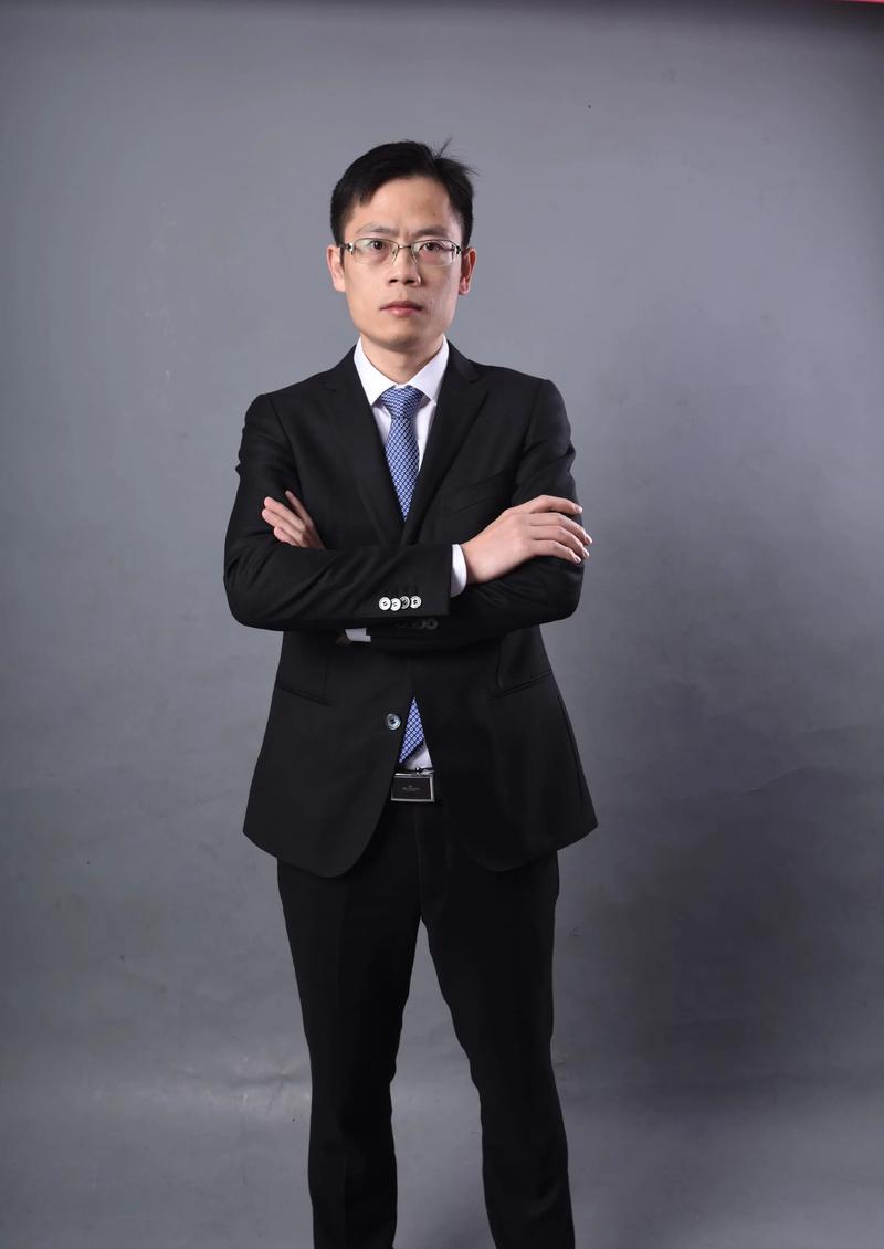曹永弘 视觉与舞美负责人